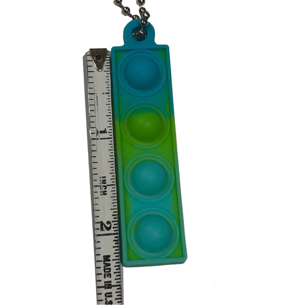 Mini Pop Fidget Keychain Set - Picture 7 of 8